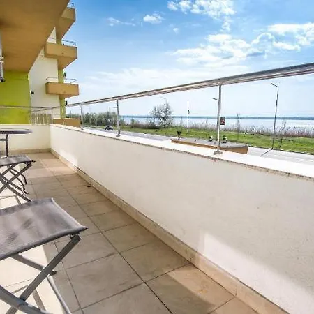 Bulevard - Summerland *